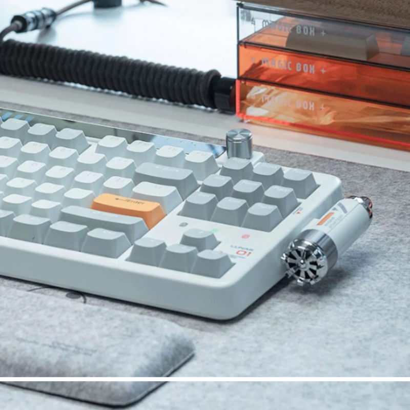 Fully Customizable Mechanical Keyboard Lunar 01